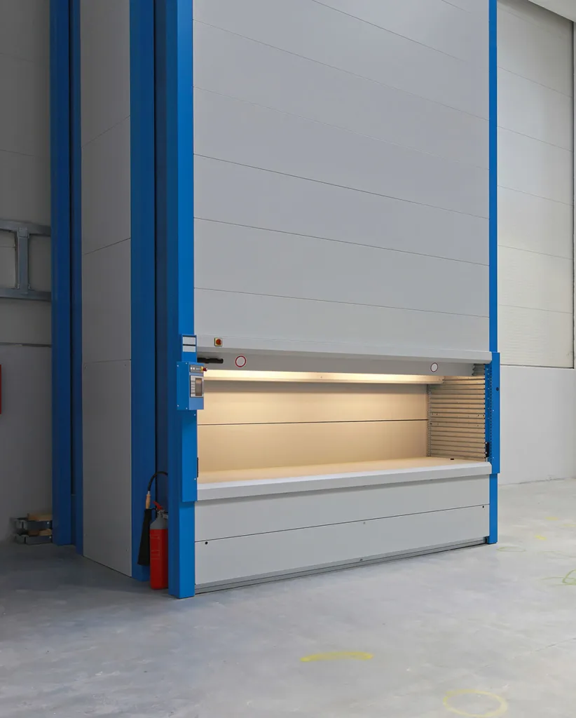 Warehouse carousel